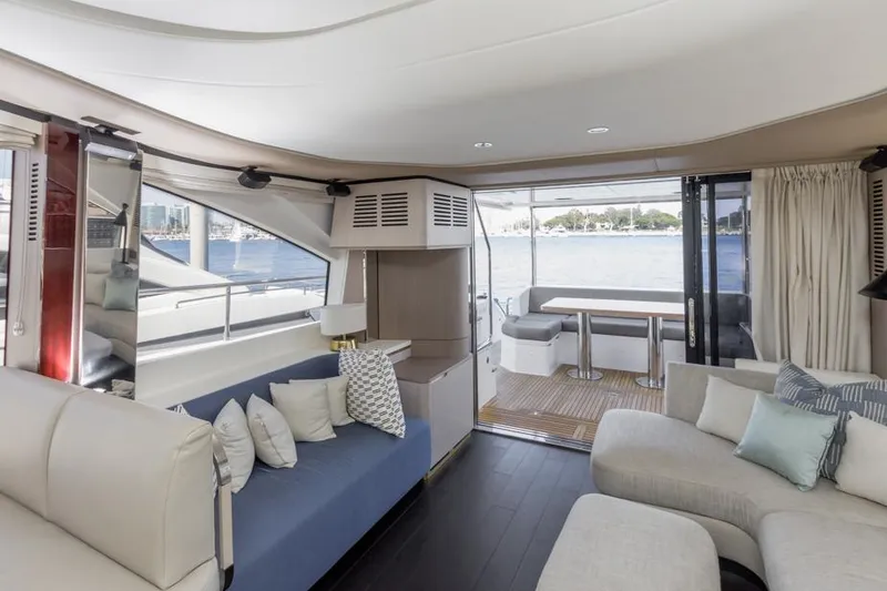 Slide: The Image of Azimut 60 Flybridge 2021 - 68