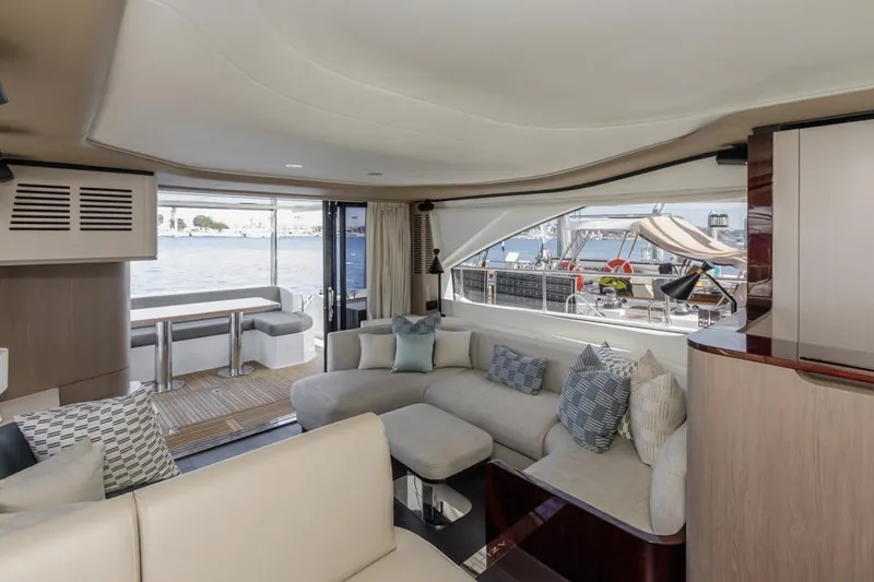 Slide: The Image of Azimut 60 Flybridge 2021 - 70