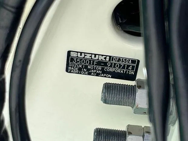 Slide: The Image of Close-up of Suzuki DF350A engine label on Freeman 34VH, 2020 model. - 30