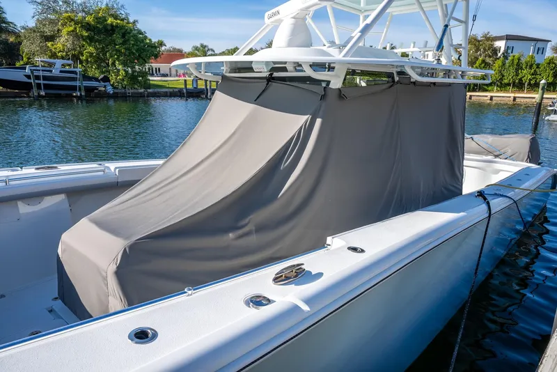 Slide: The Image of Yellowfin 42 Offshore 2021 - 53