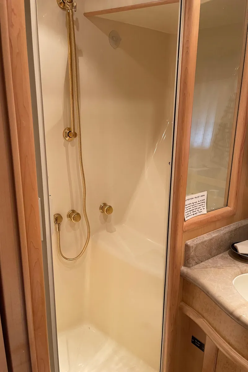 Slide: The Image of McKinna 57 Pilothouse 2000 - 59