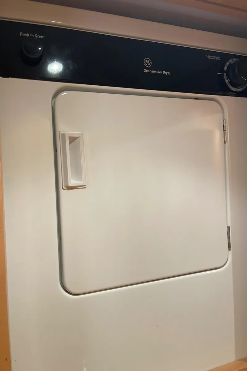 Slide: The Image of McKinna 57 Pilothouse 2000 - 60