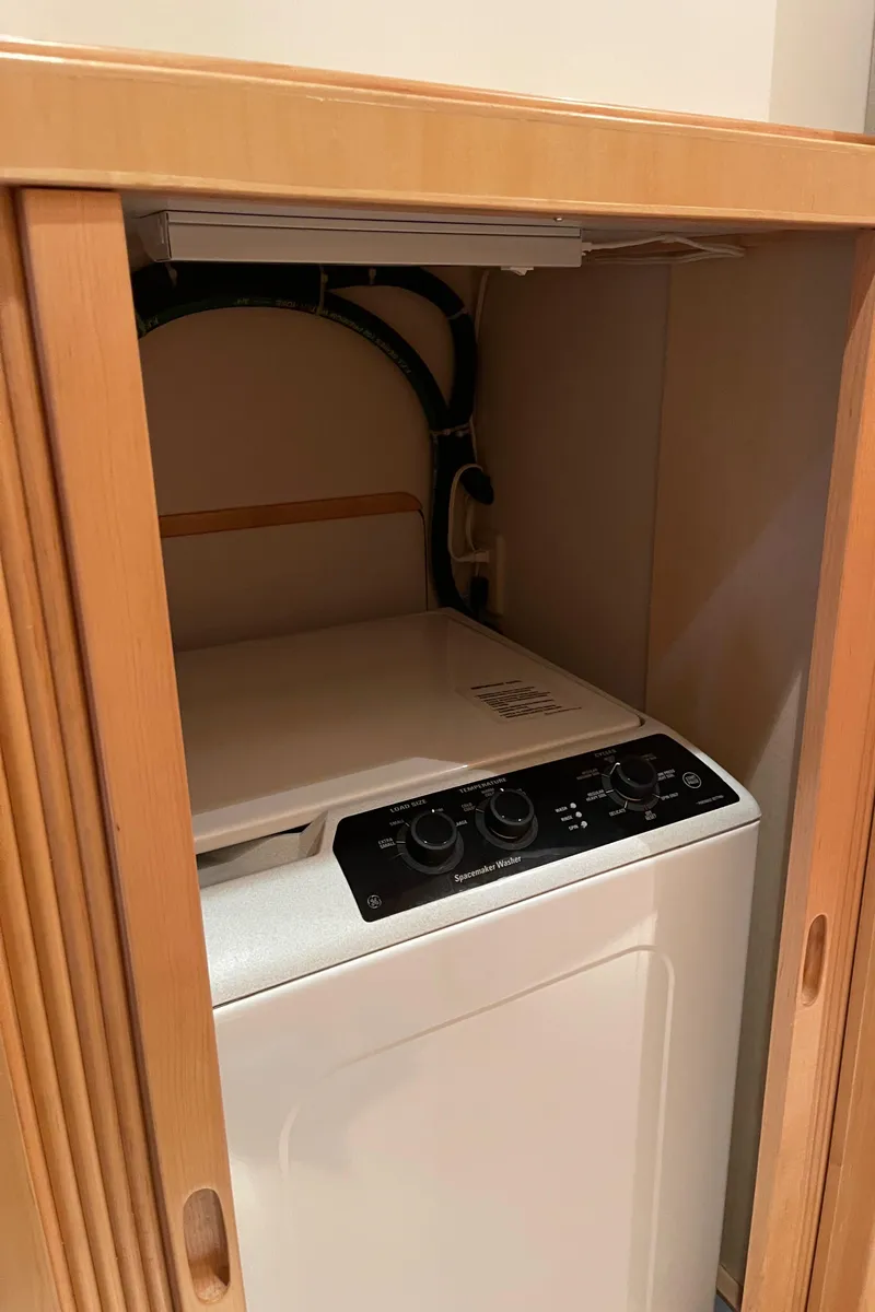 Slide: The Image of McKinna 57 Pilothouse 2000 - 61