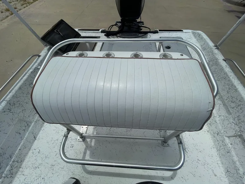 Slide: The Image of Redfin 222 VTE 2000 - 14