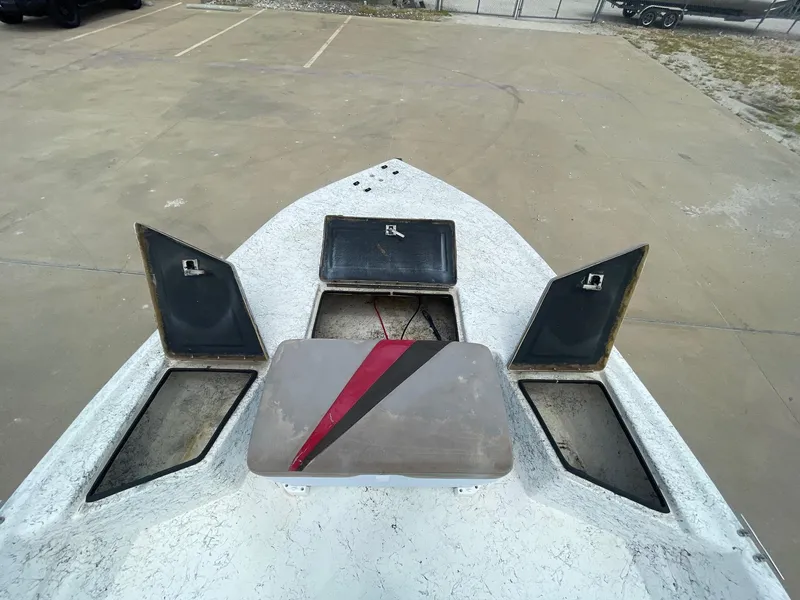 Slide: The Image of Redfin 222 VTE 2000 - 21