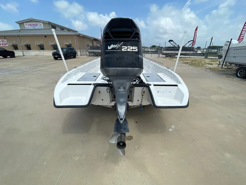 Slide: The Image of Redfin 222 VTE 2000 - 8