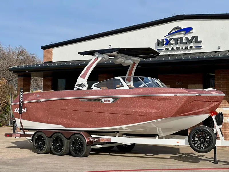 アイズ アイスマン🇯🇵 | セブン限定✨レアチーズ氷が発売されています