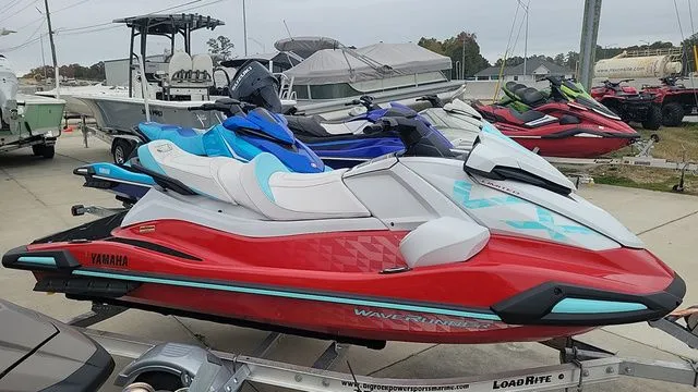 Slide: The Image of Yamaha VX Limited 2025 - 7