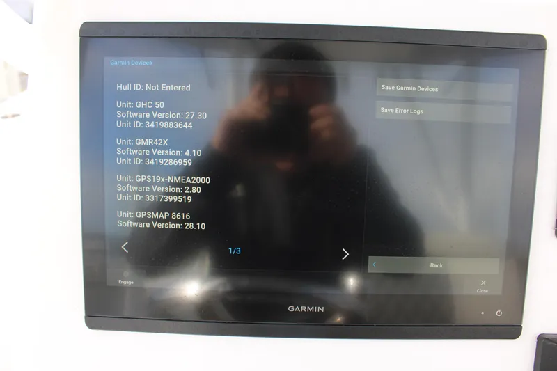 Slide: The Image of Garmin marine display on 2023 Front Runner 33 Center Console boat. - 31