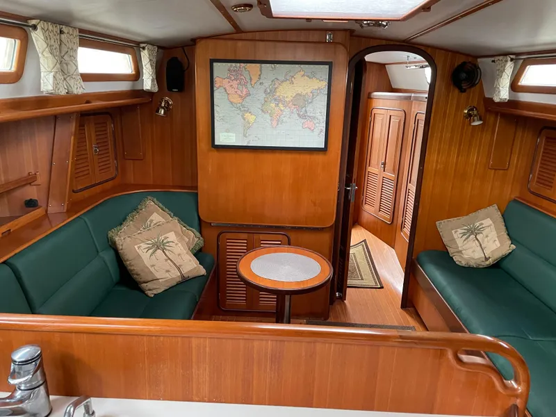 Slide: The Image of Salon Looking Forward - 24