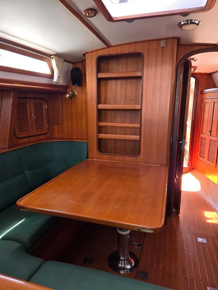 Slide: The Image of Fold-down Salon Table - 27