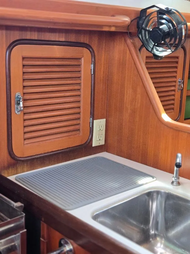 Slide: The Image of Great Storage - 36