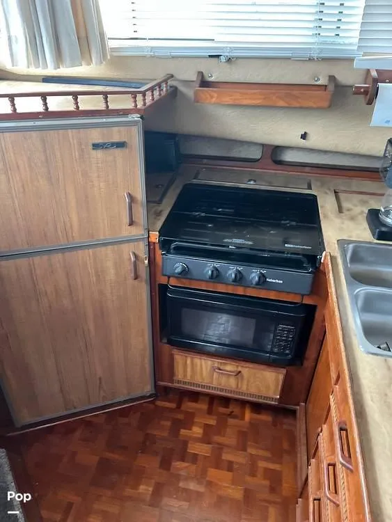 Slide: The Image of 1982 Sea Ray 355T for sale in Alva, FL - 16