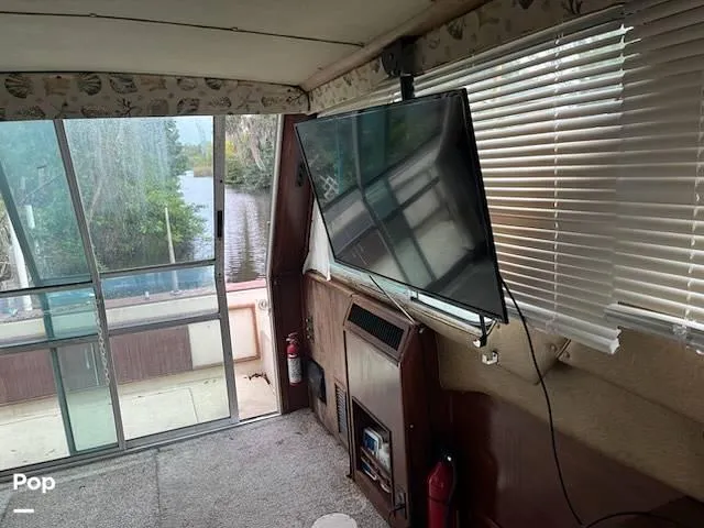 Slide: The Image of 1982 Sea Ray 355T for sale in Alva, FL - 27