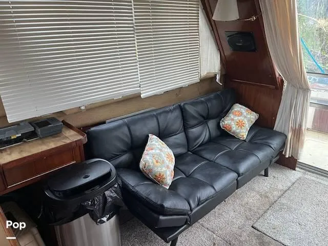 Slide: The Image of 1982 Sea Ray 355T for sale in Alva, FL - 28