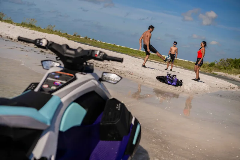 Slide: The Image of Waverunner JETBLASTER LTD 2025 - 9