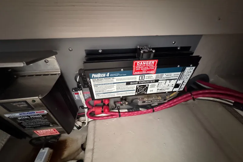 Slide: The Image of Sea Ray 44 Sedan Bridge 2007 - 68