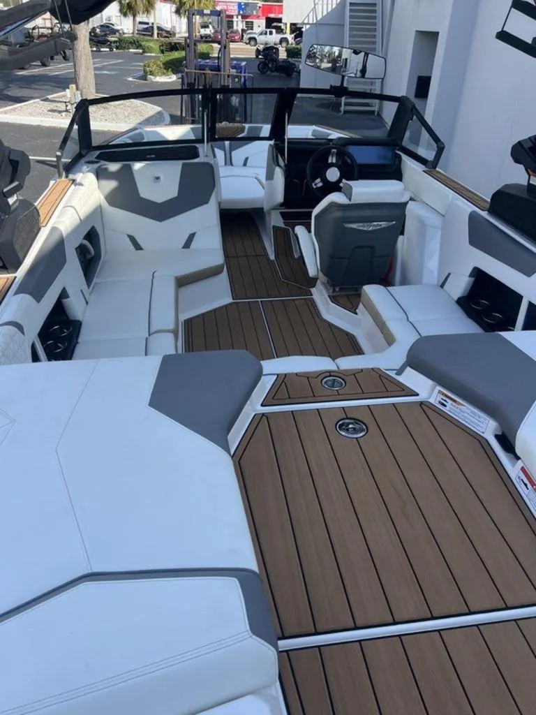 Slide: The Image of Nautique Super Air Nautique GS20 2023 - 11