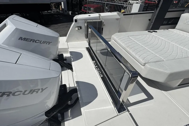 Slide: The Image of Saxdor 400 GTO 2025 - 21