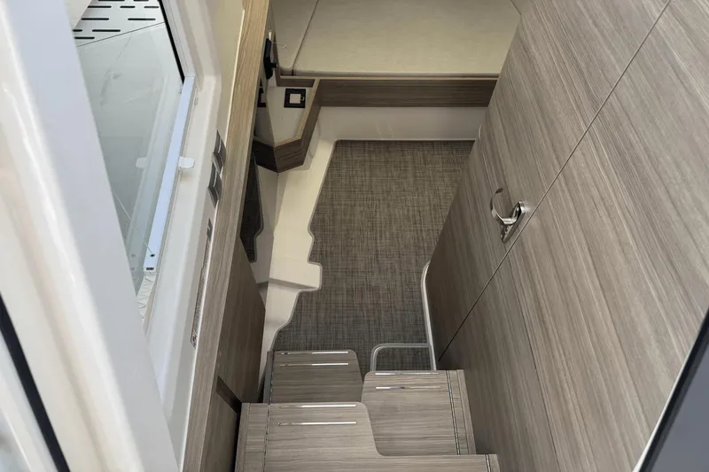 Slide: The Image of Saxdor 400 GTO 2025 - 36