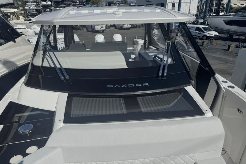 Slide: The Image of Saxdor 400 GTO 2025 - 42