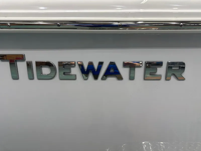 Slide: The Image of Tidewater 210 CC Adventure 2025 - 14
