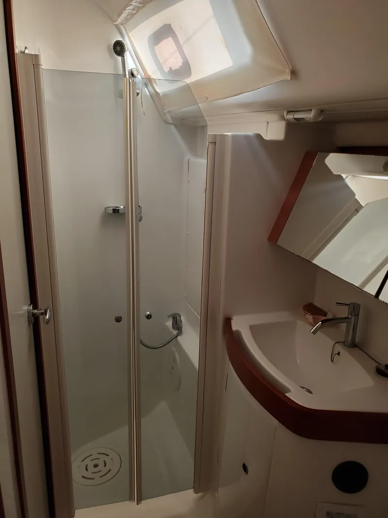 Slide: The Image of Beneteau 43 2008 - 53