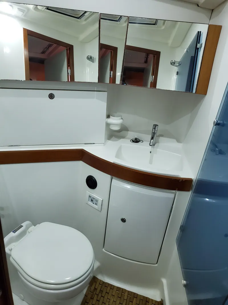 Slide: The Image of Beneteau 43 2008 - 58