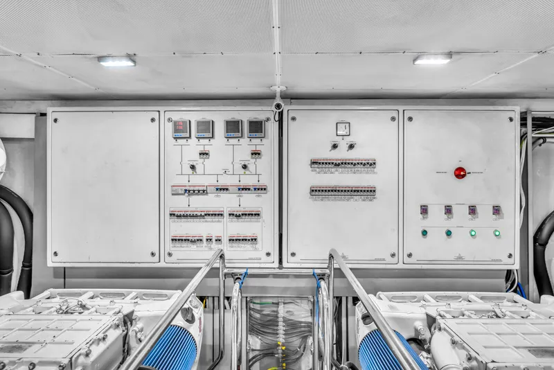 Slide: The Image of Prestige 750 2015 - 88