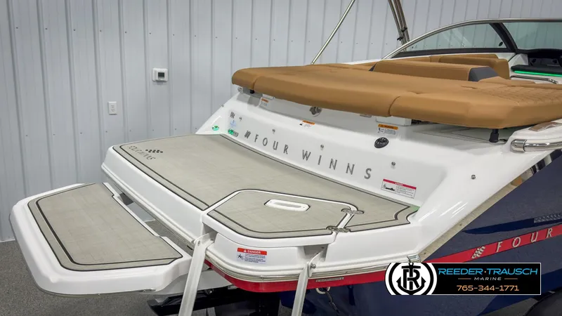 Slide: The Image of Four Winns H2 2025 - 60