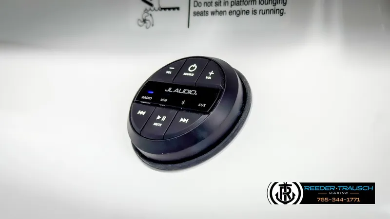 Slide: The Image of Four Winns H2 2025 - 61