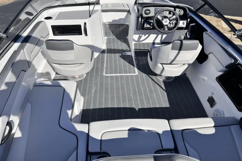Slide: The Image of Yamaha SX190 2025 - 15