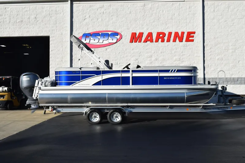 The Image of 2025 Bennington SX 24 Quad Bench pontoon boat at GSPS Marine dealership. - 1