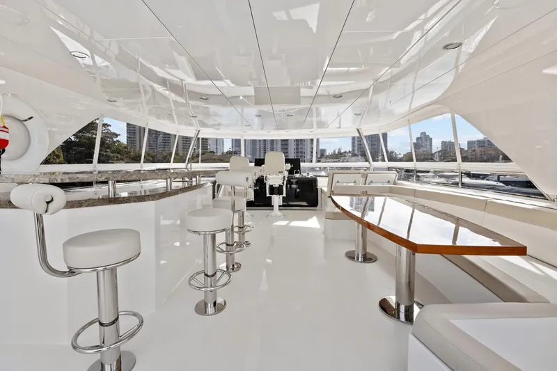 Slide: The Image of Ocean Alexander 85E 2018 - 25