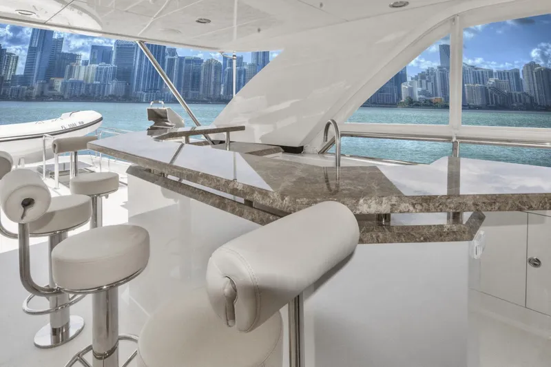 Slide: The Image of Ocean Alexander 85E 2018 - 28