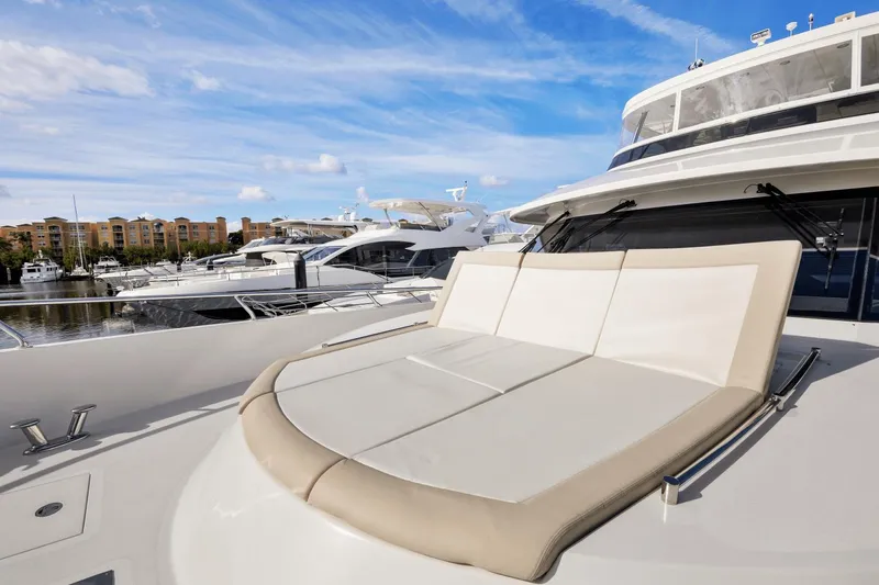 Slide: The Image of Ocean Alexander 85E 2018 - 36