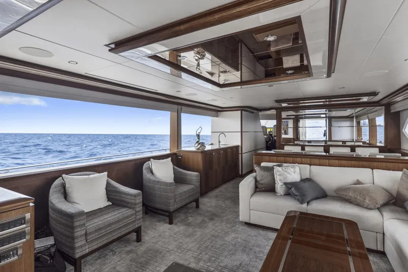 Slide: The Image of Ocean Alexander 85E 2018 - 7