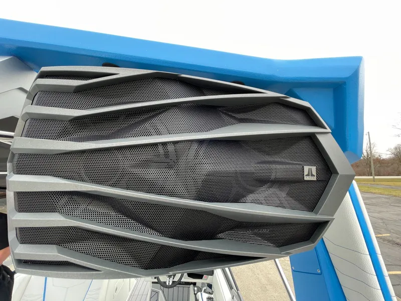 Slide: The Image of Nautique Super Air G23 2025 - 35