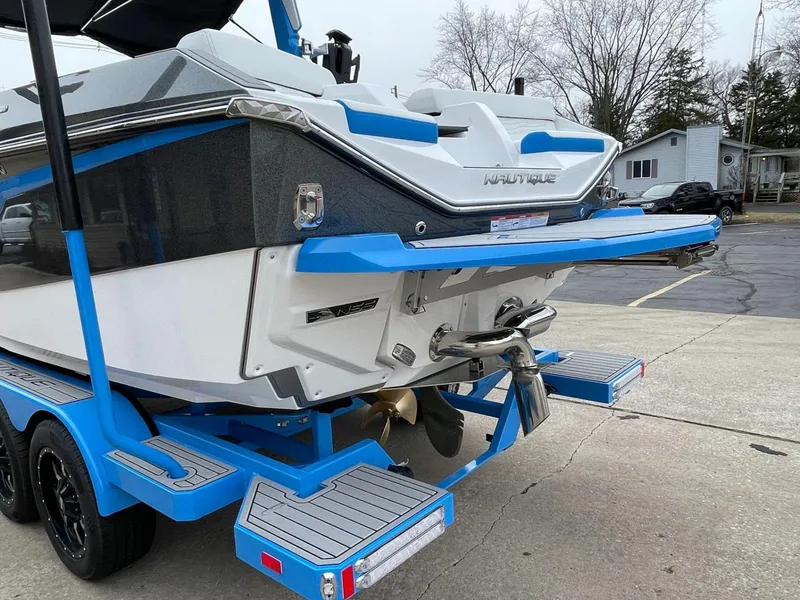 Slide: The Image of Nautique Super Air G23 2025 - 47