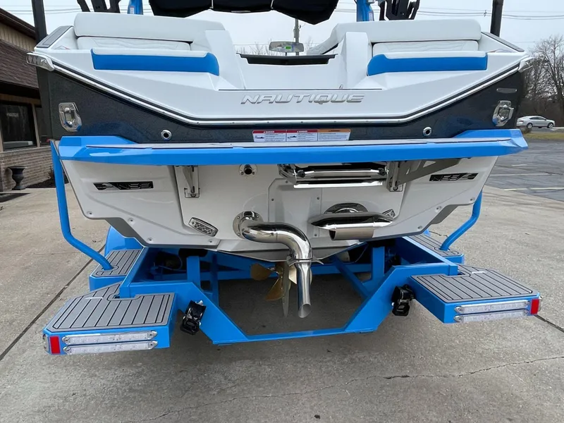 Slide: The Image of Nautique Super Air G23 2025 - 48