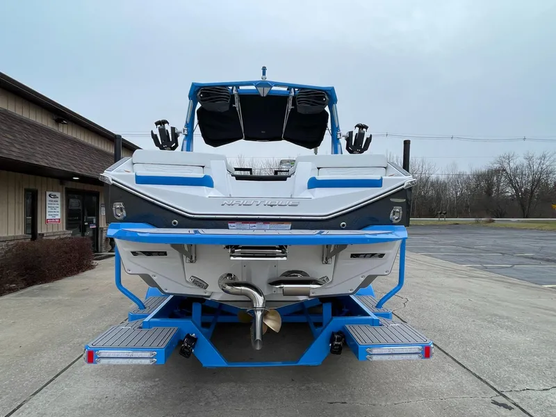 Slide: The Image of Nautique Super Air G23 2025 - 49