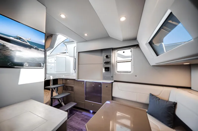 Slide: The Image of Formula 380 SSC 2022 - 27