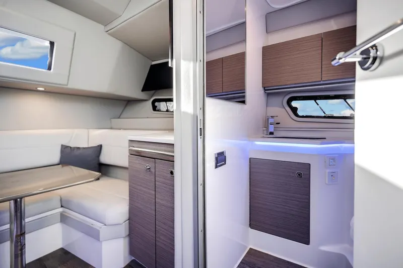 Slide: The Image of Formula 380 SSC 2022 - 32