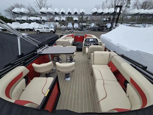 Slide: The Image of Godfrey Sweetwater 2286 MT 2025 - 5