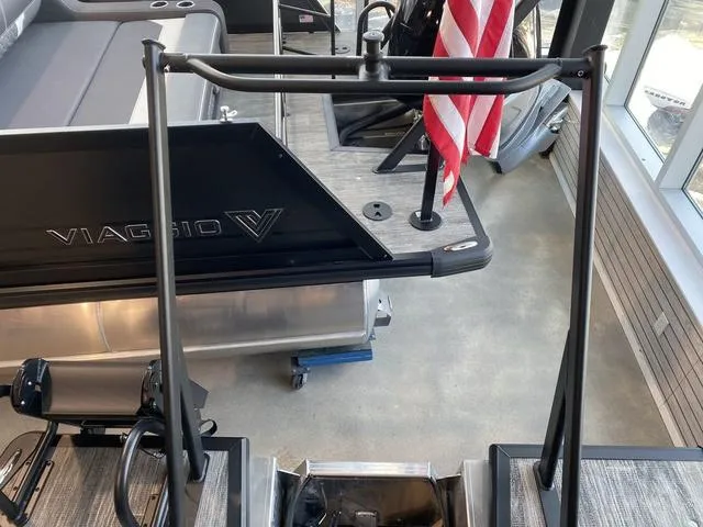 Slide: The Image of Viaggio X22S 2025 - 14