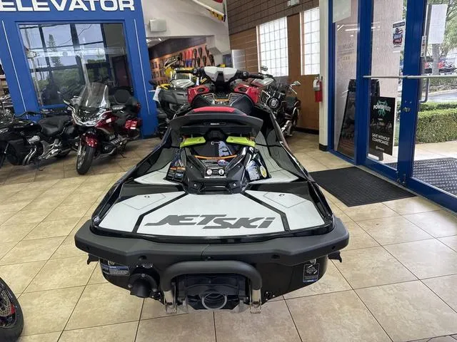 Slide: The Image of Kawasaki Ultra 310 2025 - 4