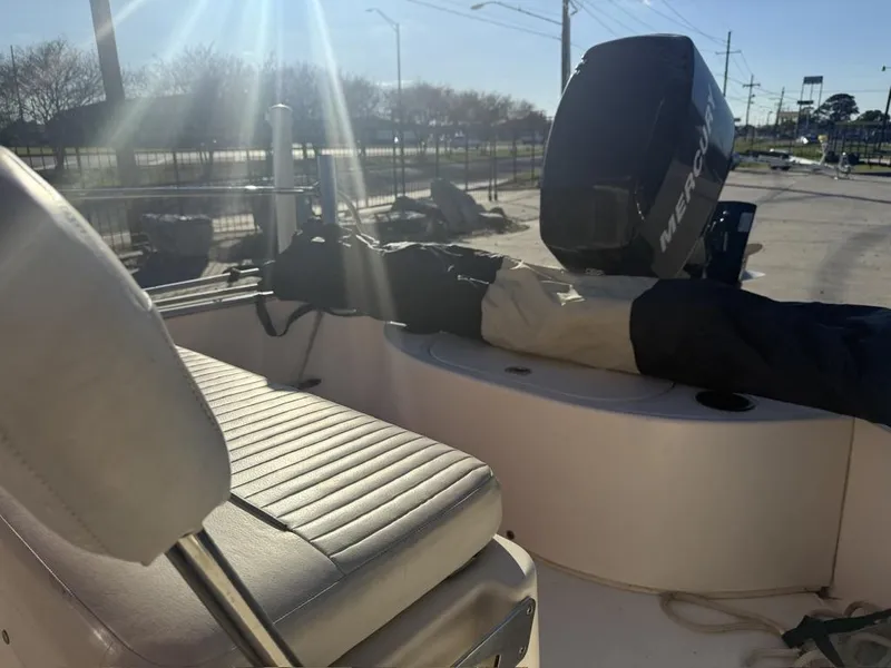 Slide: The Image of Boston Whaler 150 Montauk 2007 - 8