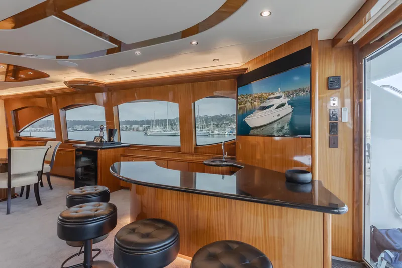 Slide: The Image of Hatteras 80 Motor Yacht 2006 - 59