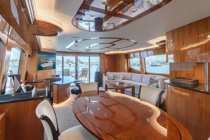 Slide: The Image of Hatteras 80 Motor Yacht 2006 - 61