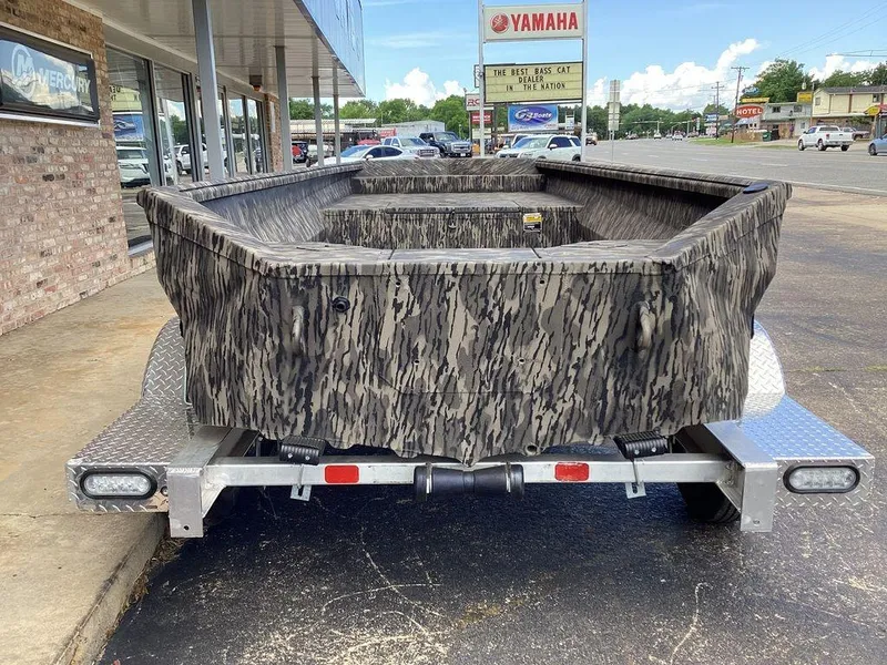 Slide: The Image of Reaper Boats 756 2025 - 12